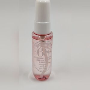 Sol De Janeiro Brazilian Jasmine & Dragon Fruit Spray 30ml Travel Size